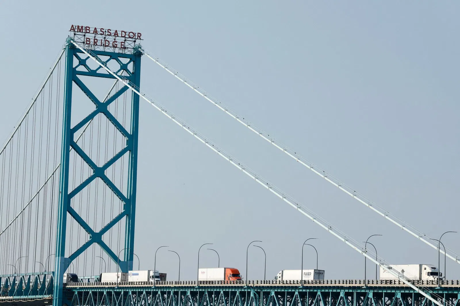 Trump's Gordie Howe bridge threats came after U.S. commerce secretary met with owner of rival Ambassador Bridge: Report